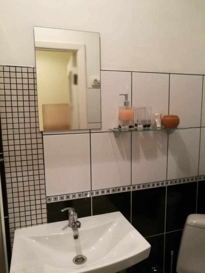 Chokolate Apartamento Leópolis Exterior foto